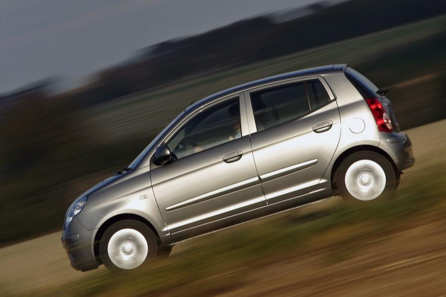  Kia Picanto 2009 года  (фото 30 из 40)